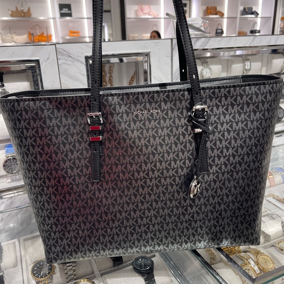 MICHAEL KORS Quinn Large EW Top Zip Metallic Signature Logo Tote Bag
Black 
NWT - Picture 4 of 16